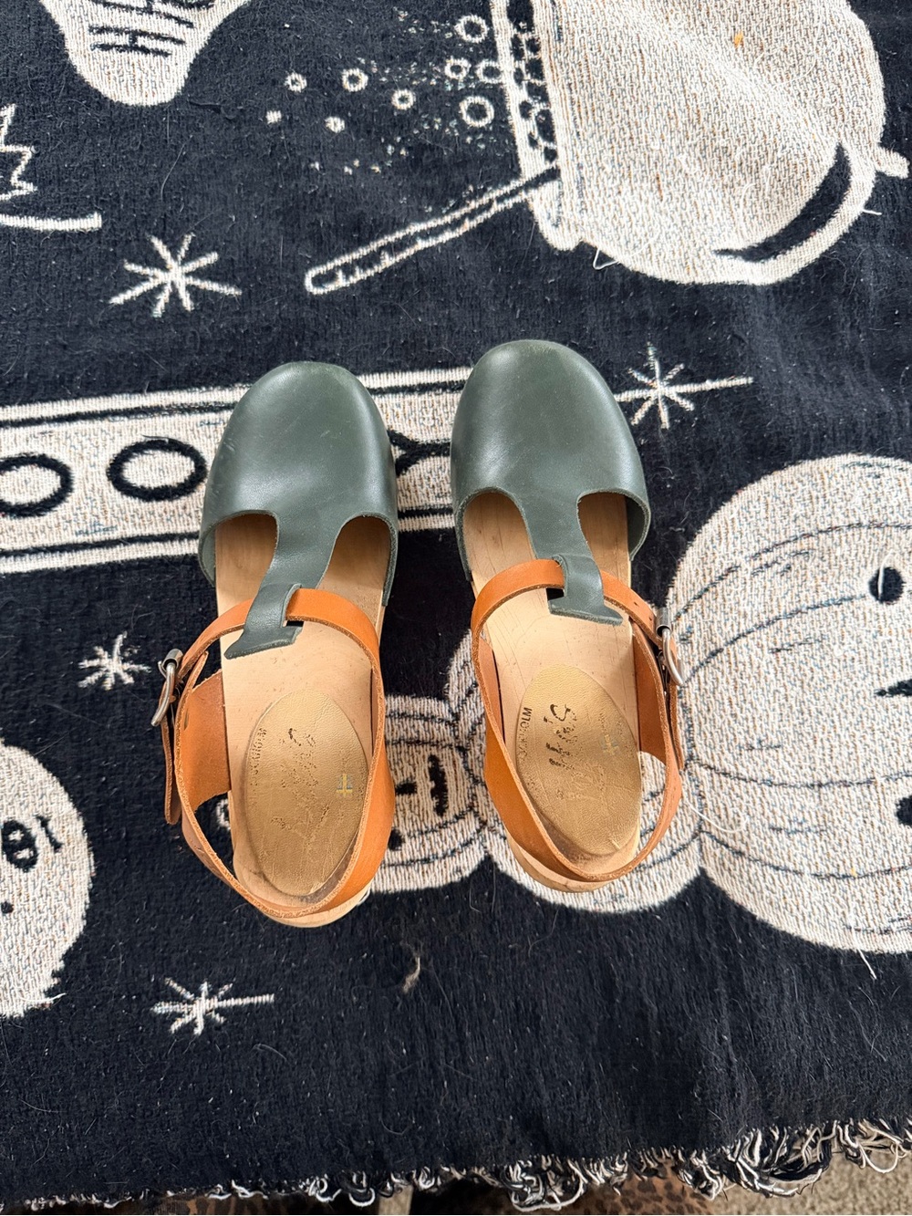 Lotta From Stockholm Green and Tan Leather Clog